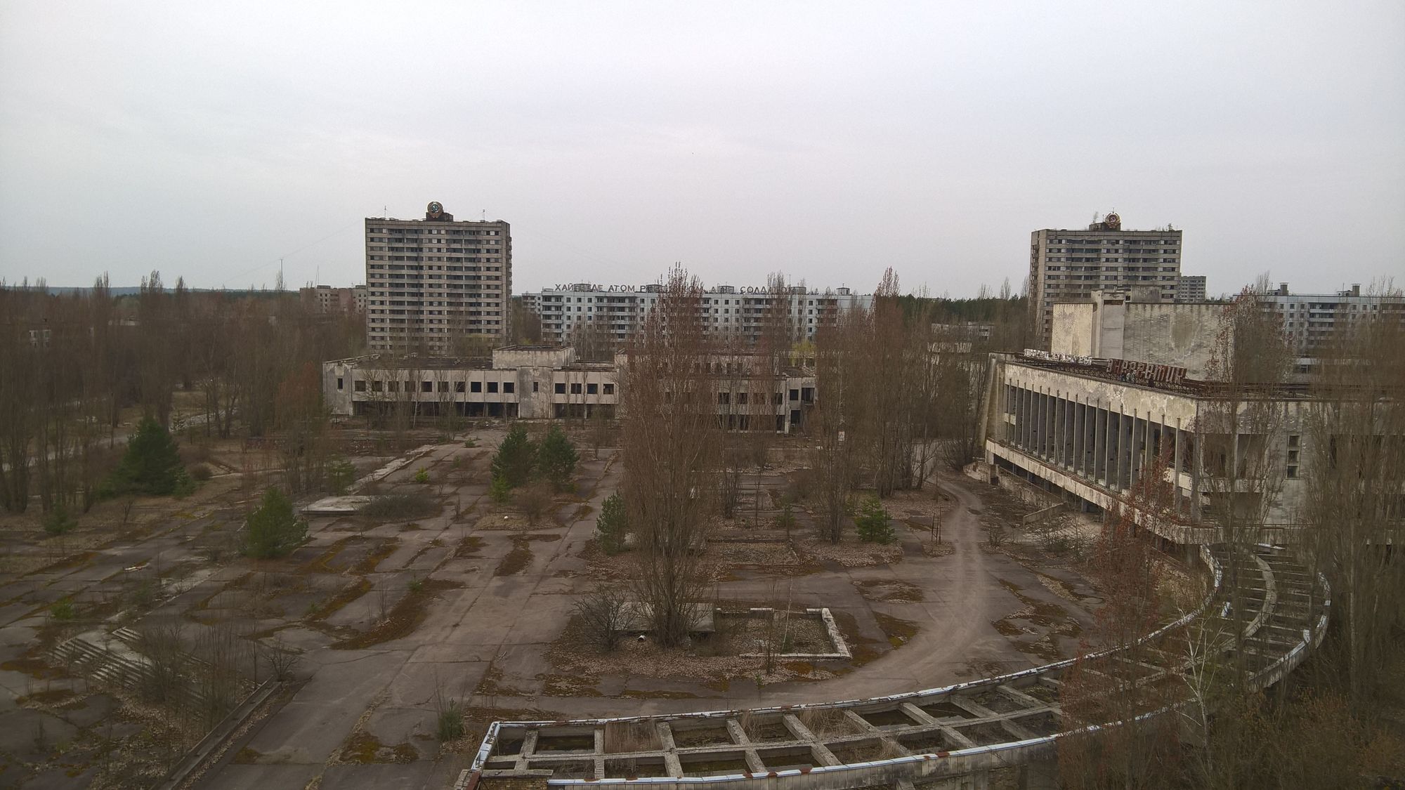 Можно сейчас жить в чернобыле. Чернобыль (город). Жилой город Чернобыль сейчас. Припять Припять. Припять Чернобыль живут ли там люди.