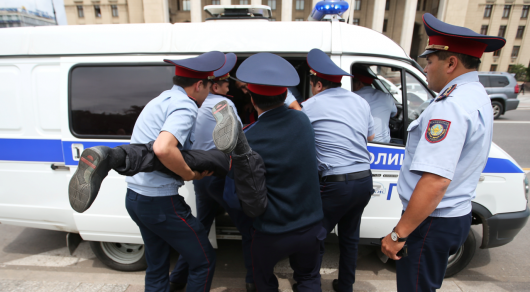 МВД Казахстана сообщило о задержании четырех тысяч протестующих