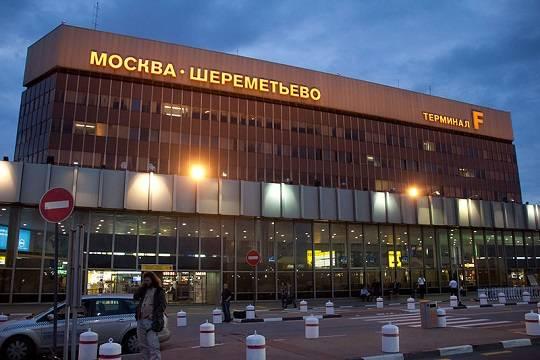 Очевидцы сняли на видео потоп в аэропорту Шереметьево