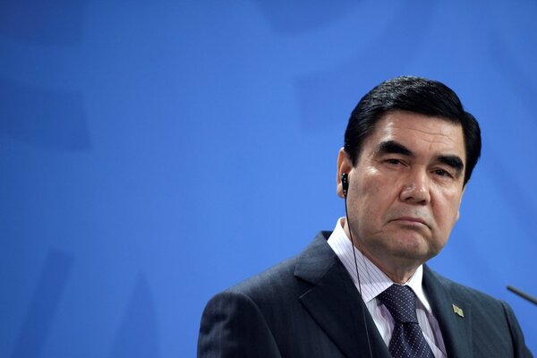 СМИ: президент Туркменистана два дня находился в коме 