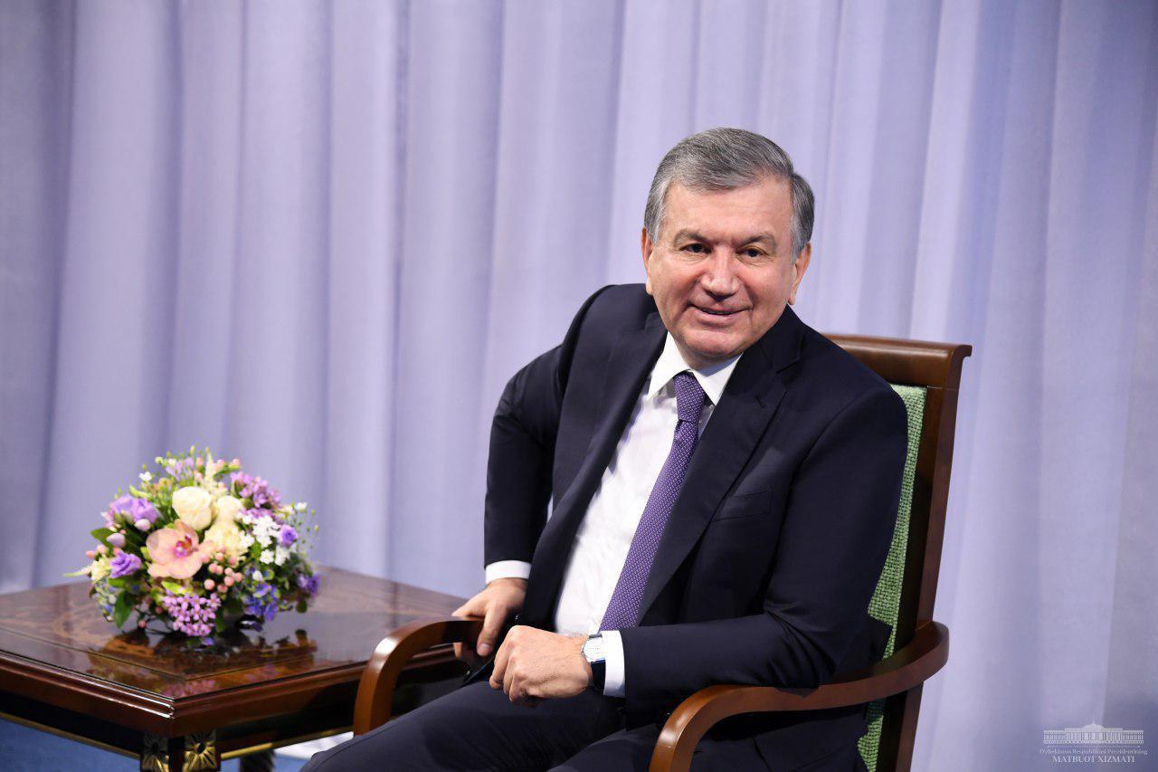 Президенту Узбекистана исполнилось 62 года