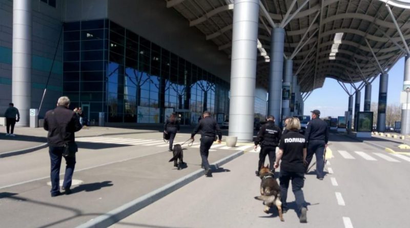В&nbsp;Одесском аэропорту задержали узбекистанца с&nbsp;поддельной американской визой