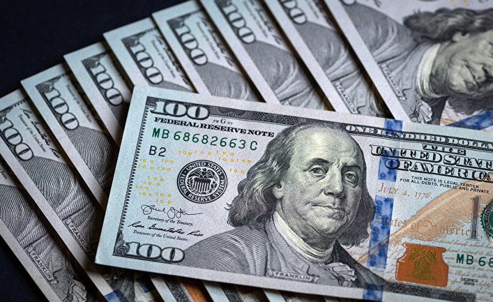 ЦБ обновил официальный курс валюты: доллар почти достиг 8900