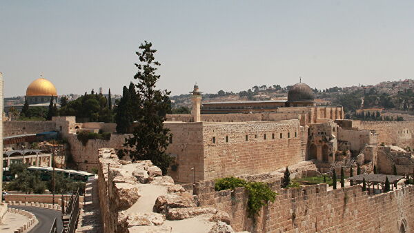 Иудеи и мусульмане не поделили Храмовую гору в Иерусалиме и устроили беспорядки