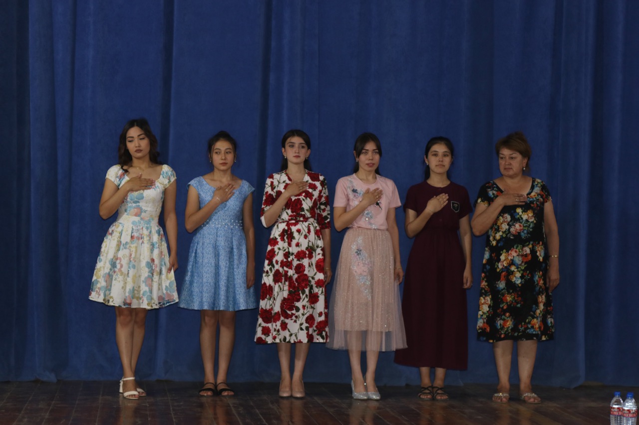 Комитет женщин открестился от конкурса лучших женских нарядов для узбекистанок
