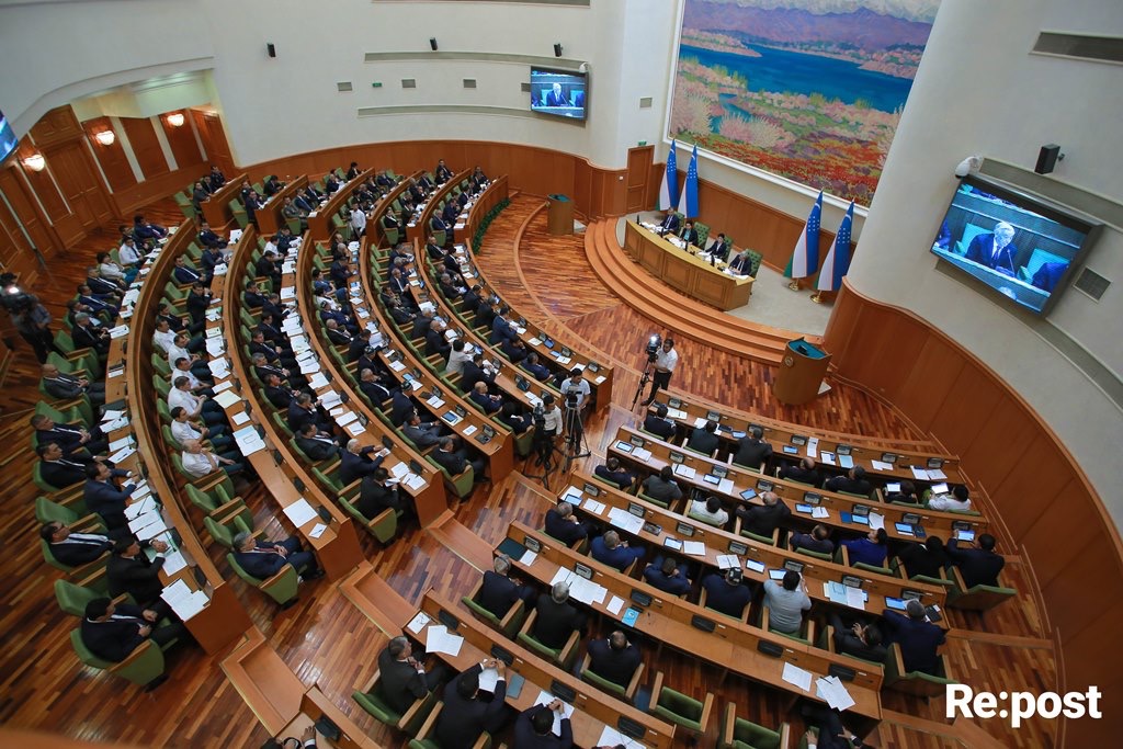 В Ташкенте прошло 21-е пленарное заседание сената