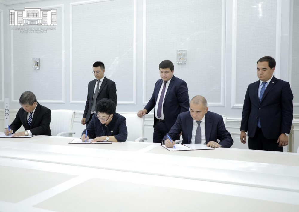 МНО, МДО и хокимият подписали меморандум с сингапурской компанией