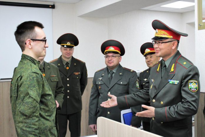 Военные Узбекистана обзавелись новыми званиями