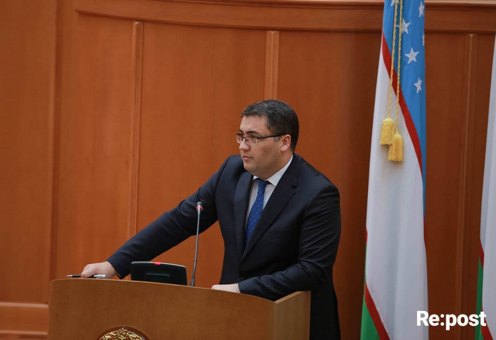 Министр юстиции стал членом политического совета СДП «Адолат»