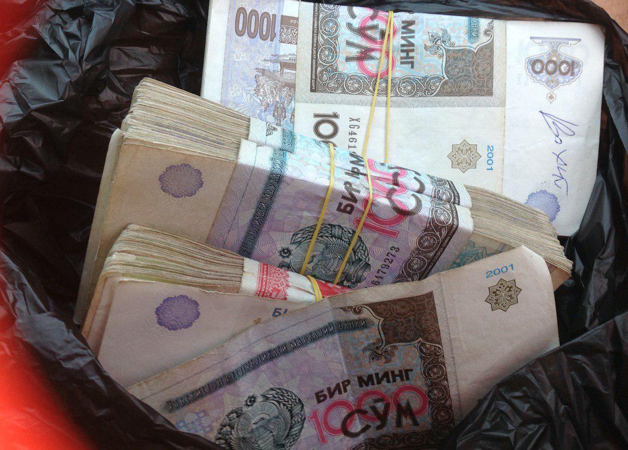 В Ташкенте бывший сотрудник ресторана украл миллионы сумов из сейфа и спрятал карту памяти видеокамеры