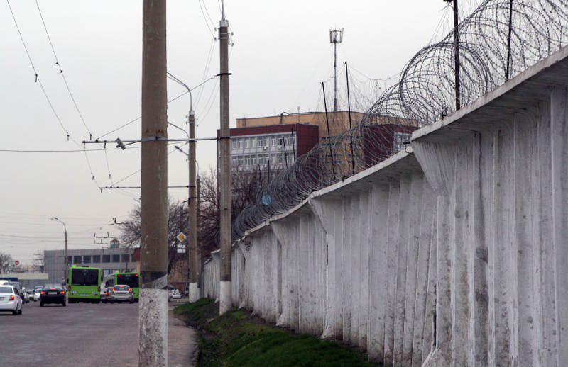 МВД опровергло информацию о пытках заключенных в колонии Навоийской области