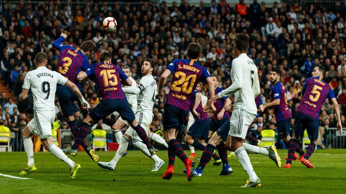 Матч «Барселоны» с «Реалом» перенесли на два месяца