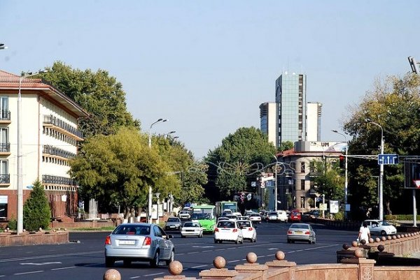 В Ташкенте на полгода закроют одну из центральных улиц для грузовиков свыше пяти тонн