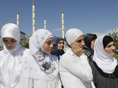 Женщины-мусульманки захотели в Узбекистан и сделали его самым популярным направлением