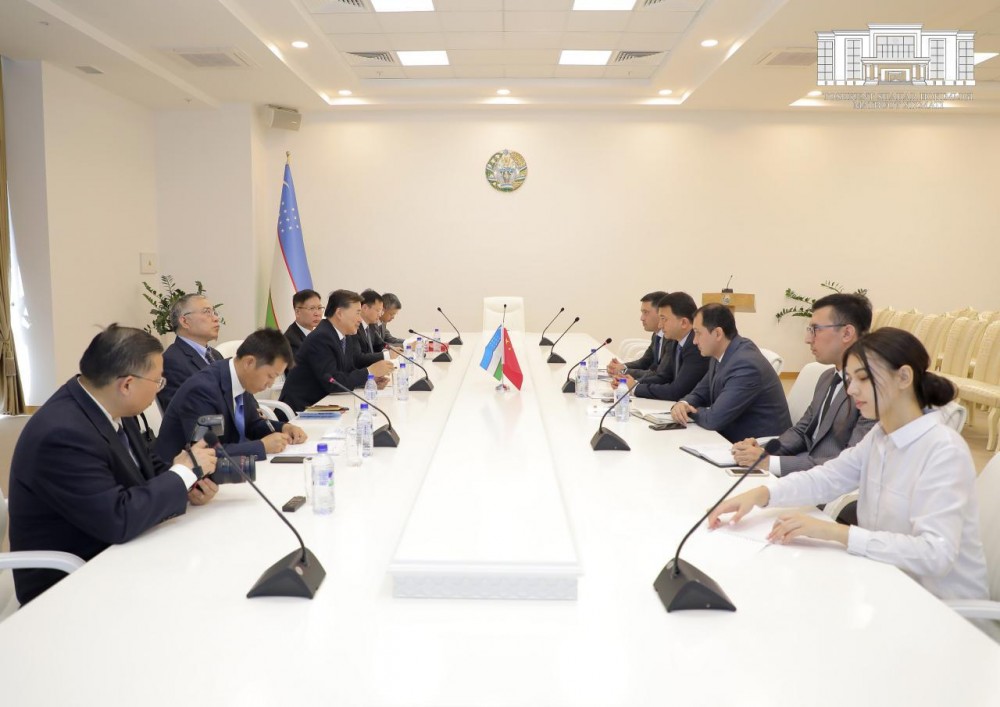 Замхокима Ташкента встретился с представителями из Китая