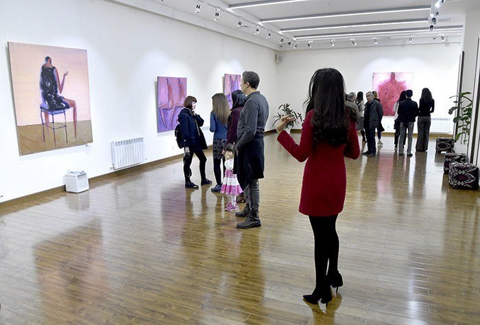 В Музее искусства открылась выставка «Мелодия линий»