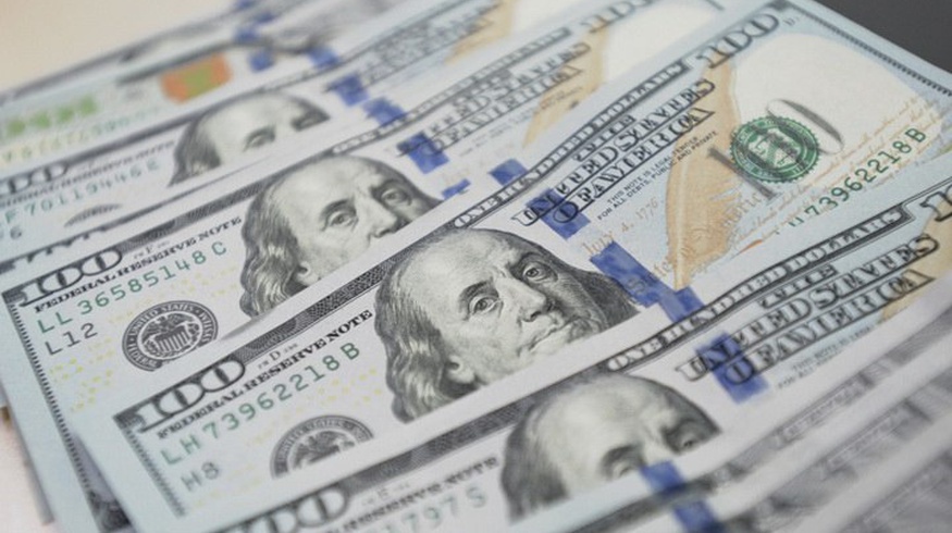Опубликован курс валюты: доллар снова вырос 