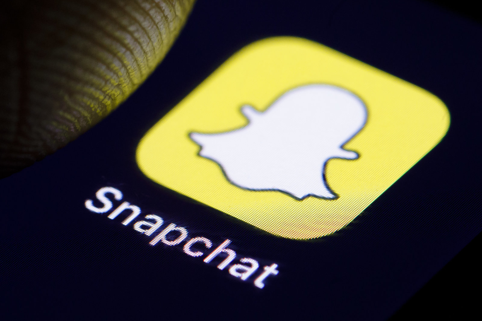 Snapchat начал тестировать функцию, позволяющую вставлять лица людей в видео 