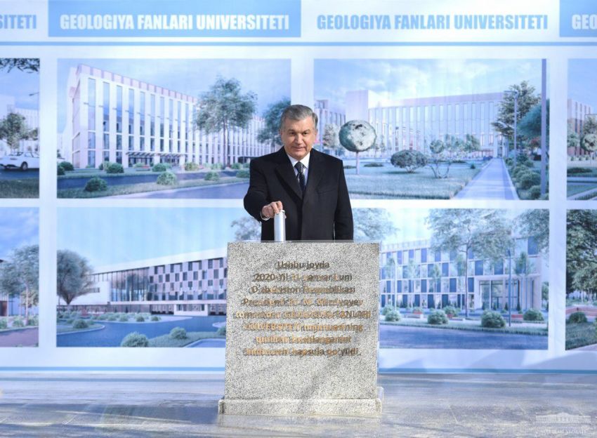 Президент заложил капсулу под строительство кампуса нового университета