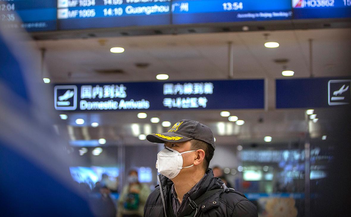 Узбекистан временно отменил авиасообщение с Китаем из-за коронавируса
