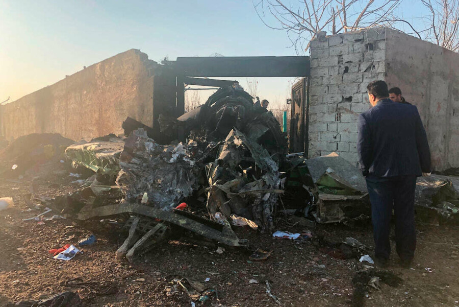 Иран предложил по 80 тысяч долларов семьям украинцев, погибших в сбитом самолёте