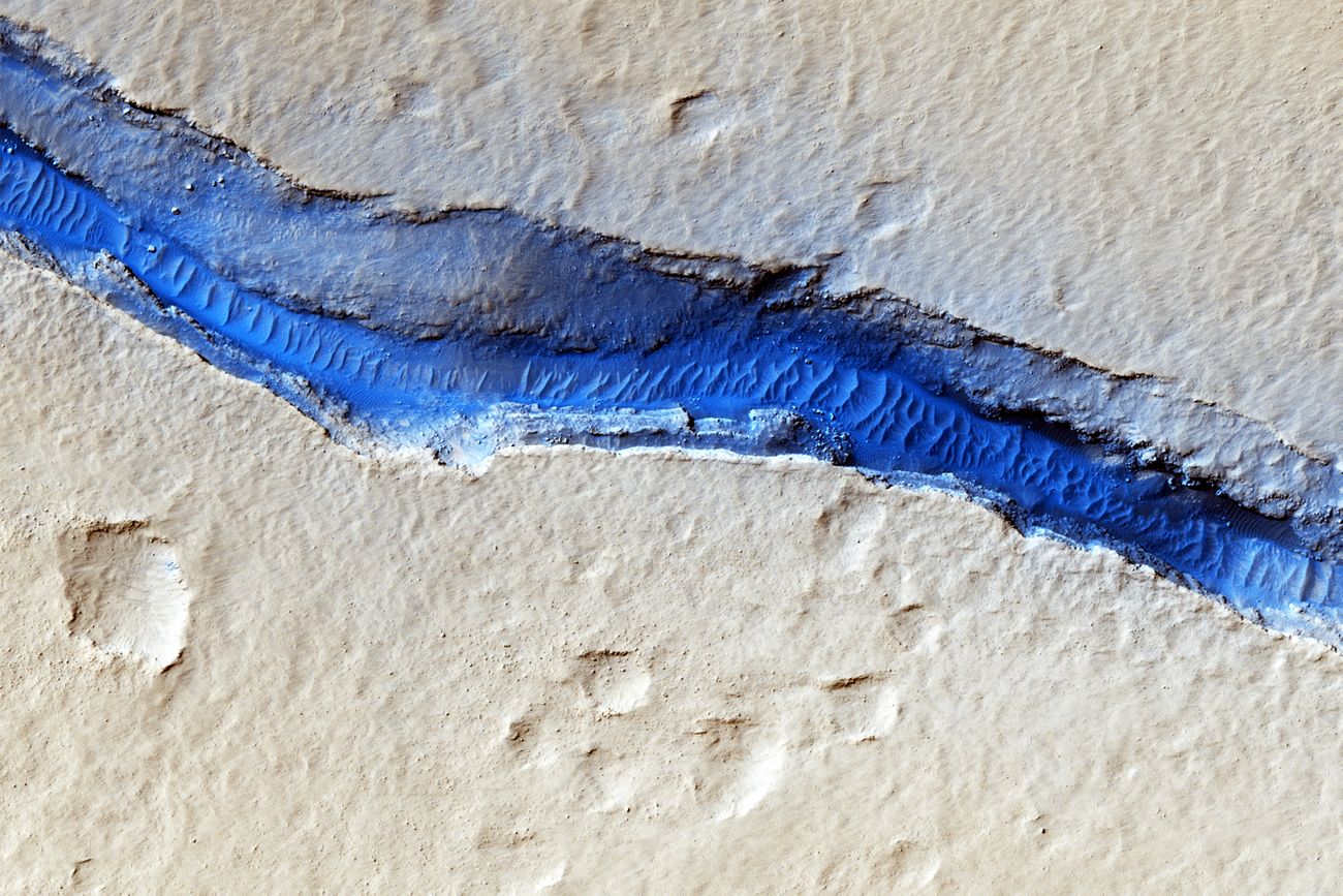 Ученые зафиксировали на Марсе землетрясения