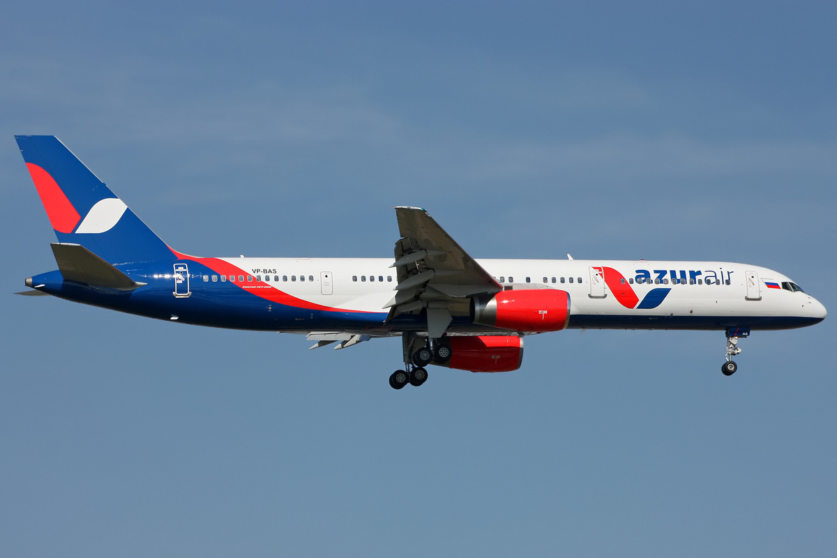 Летевший из Гоа в Самару самолёт экстренно сел в Ташкенте из-за больного пассажира
