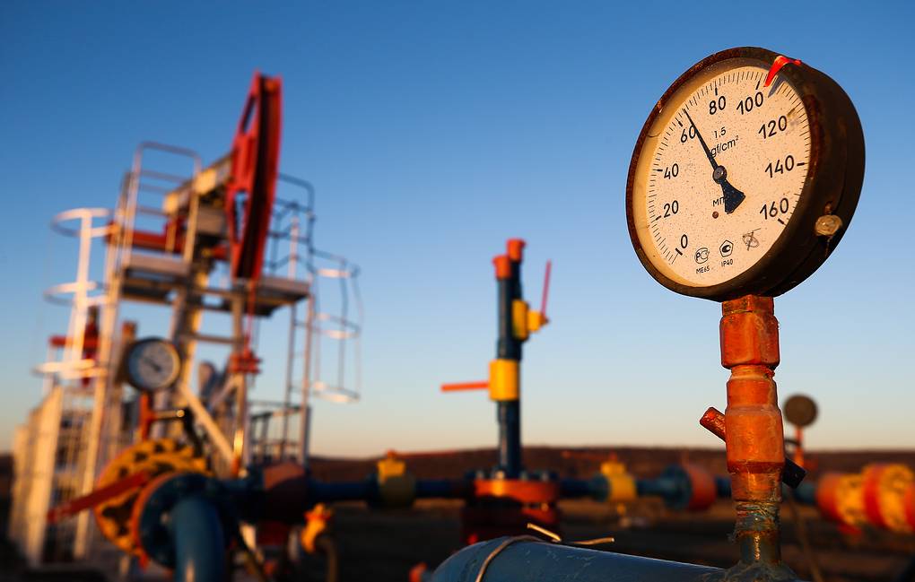 Цена нефти Brent упала до $29,97 впервые за четыре года
