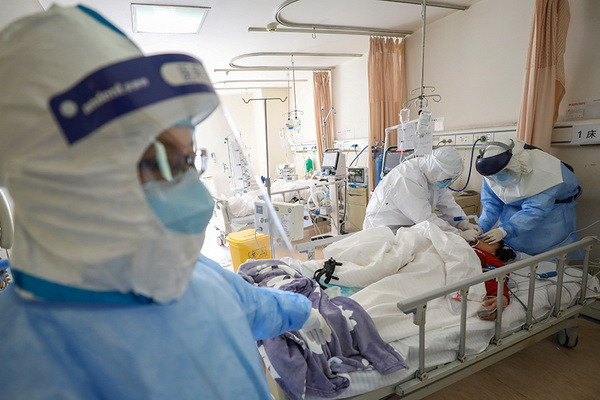В США скончались от коронавируса двое узбекистанцев