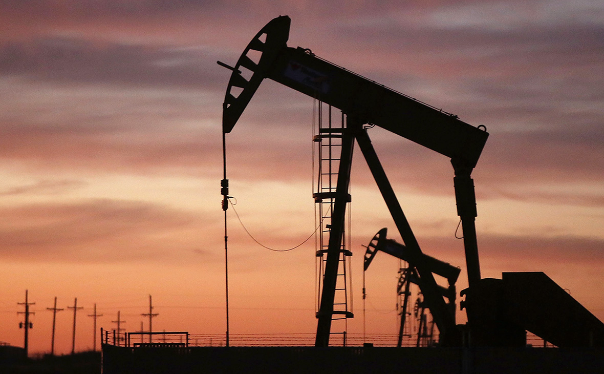 Мировые цены на нефть начали новый обвал