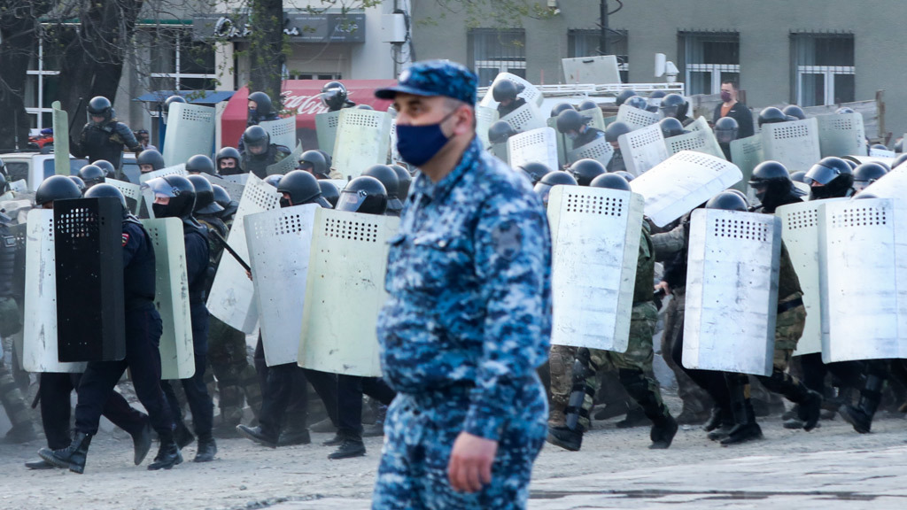 Во Владикавказе устроили митинг против режима самоизоляции