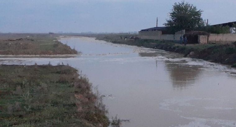На Сардобинском водохранилище трех офицеров Нацгвардии унесло потоком воды