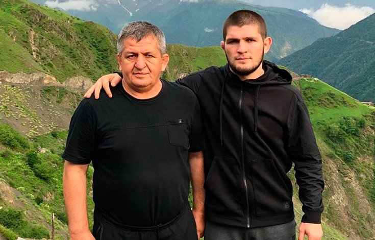 СМИ: Отец Хабиба Нурмагомедова впал в кому