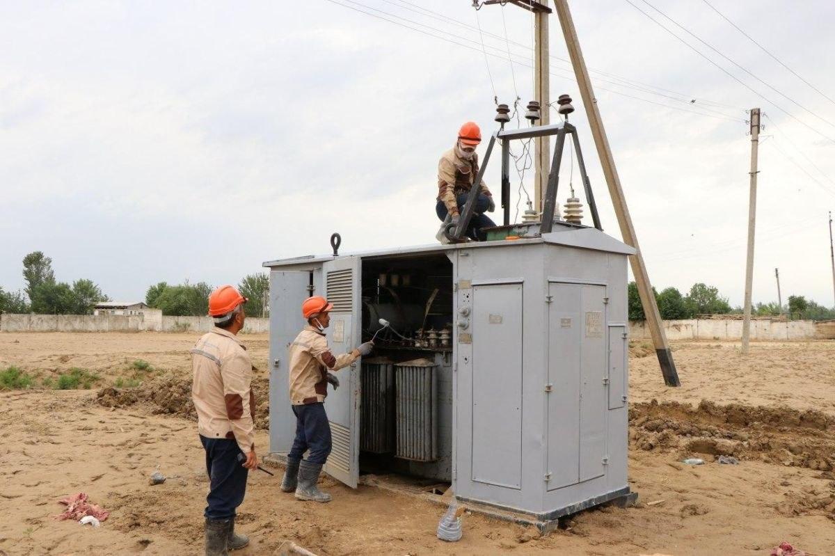 В подтопленных районах Сырдарьи полностью восстановлено энергоснабжение