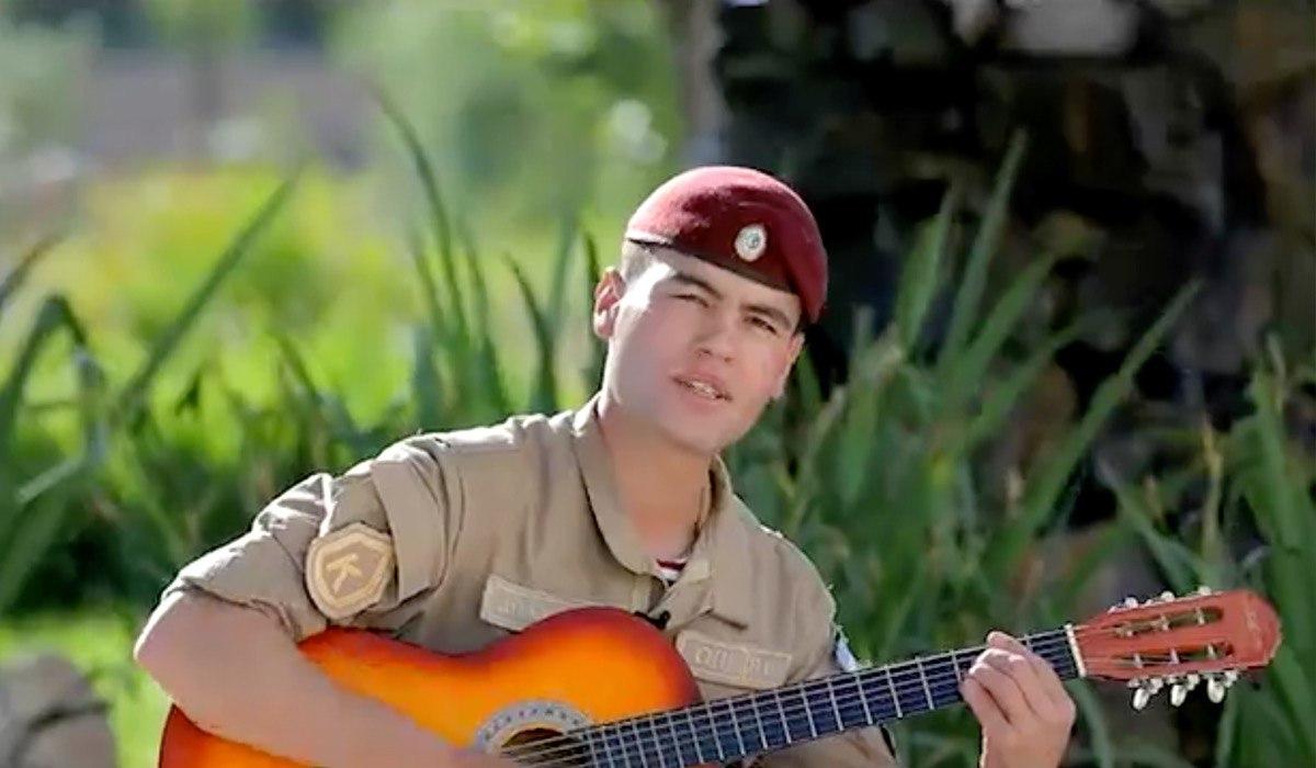 Нацгвардейцы Узбекистана перепели знаменитую песню Xayr maktabim