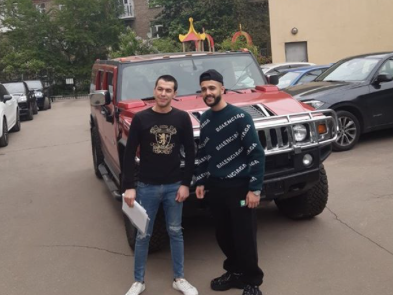 Узбекистанец выиграл в Instagram роскошный Hummer блогера Гусейна Гасанова – видео