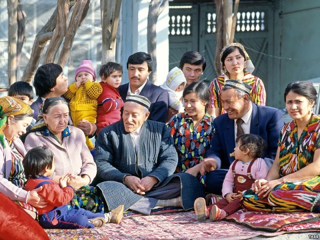 Узбекистанцы рассказали, как самоизоляция сказалась на отношения в семьях