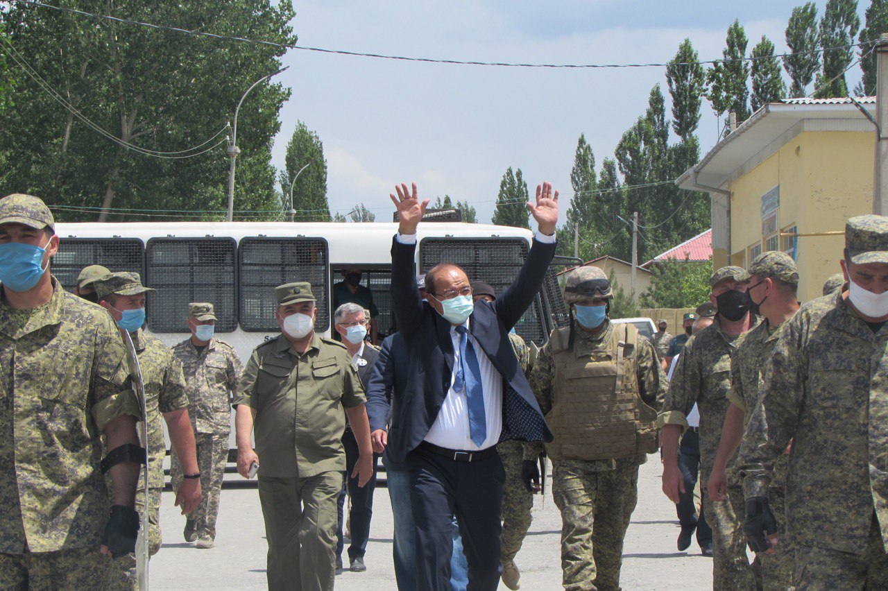 Абдулла Арипов: «Дорога Сох-Риштан была закрыта из-за требований ЕАЭС»