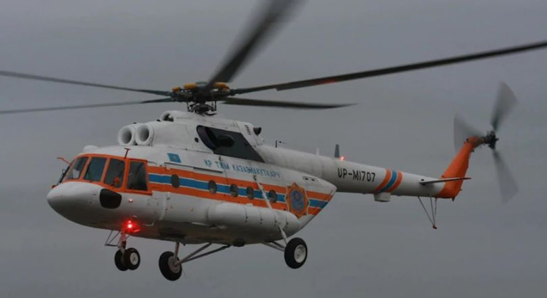 Вертолет казахстанского премьера совершил экстренную посадку в Таразе