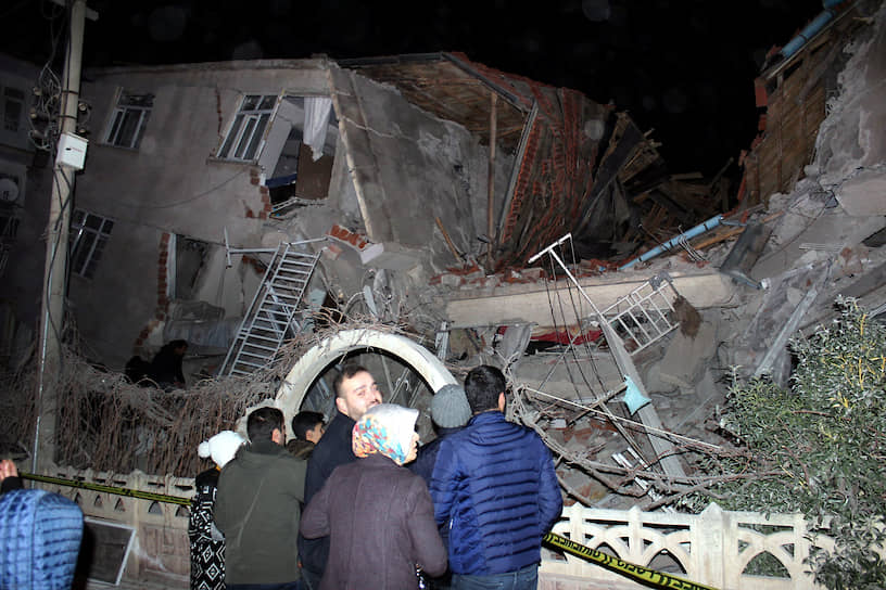  Узбекистанцы не пострадали в результате землетрясения на востоке Турции 