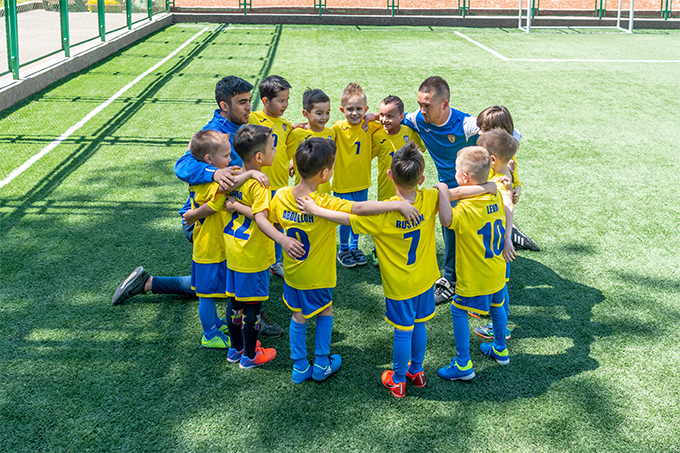 Названо общее число детей, занимающихся футболом в Ташкенте