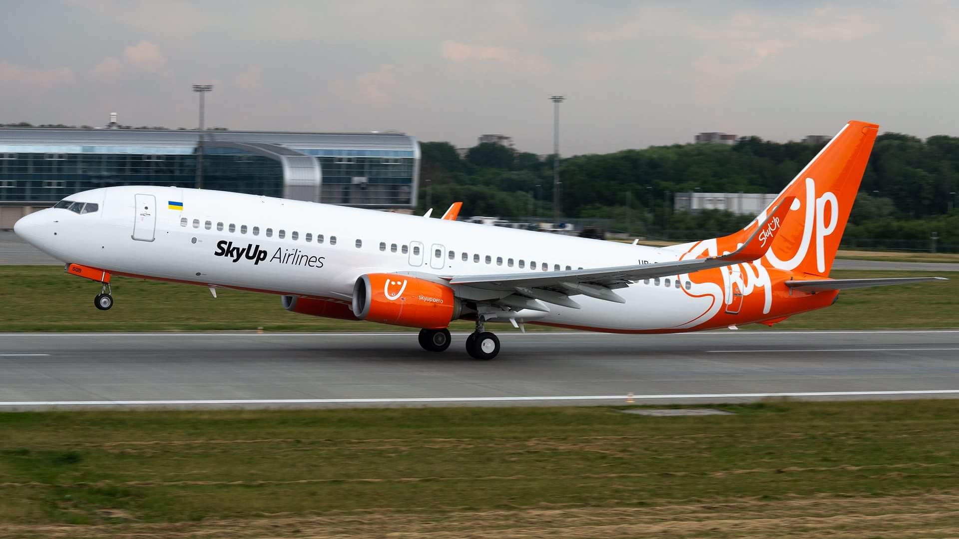 Украинский лоукостер SkyUp Airlines захотел влететь в Узбекистан