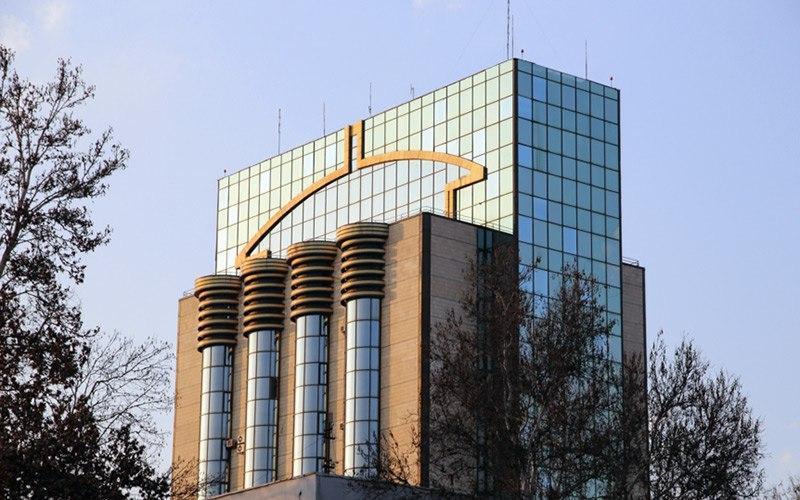 Центробанк оштрафовал Народный банк и «Агробанк»
