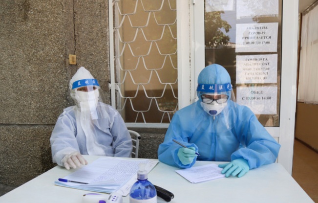 За ночь в Узбекистане выявили 121 новый случай заражения коронавирусом