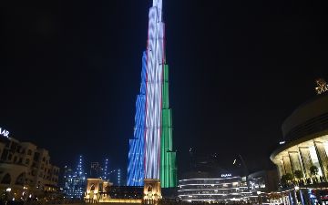 Самое высокое здание в мире окрасится в цвета узбекского флага