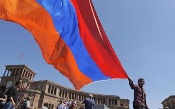 Армения объявила военное положение и всеобщую мобилизацию<br>