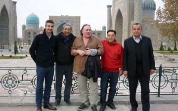 Жерар Депардье снялся в документальном фильме об Узбекистане