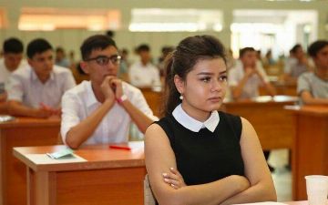 Выяснился показатель поступающих в вузы девушек в Узбекистане