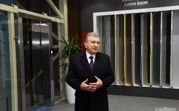 Шавкат Мирзиёев осмотрел производство лифтов, эскалаторов и систем охлаждения в Технопарке