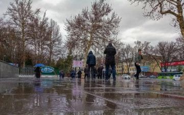 Узбекистанцам предсказали резкое похолодание после аномальной жары